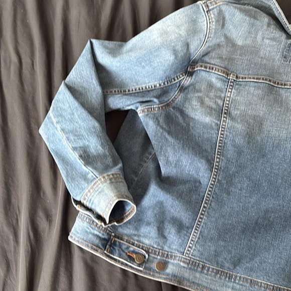 Old Navy Jean Jacket Size XL - Picture 6 of 9